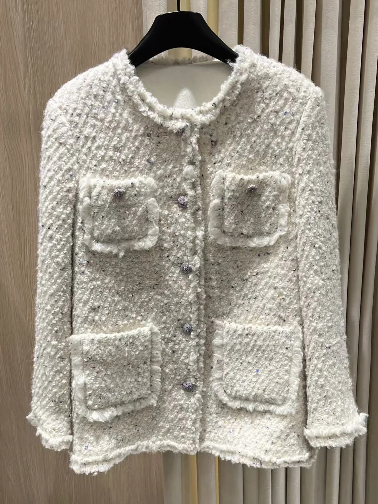 Early autumn new mixed color coarse tweed crystal decoration buckle four pocket rough edge loose silhouette short jacket