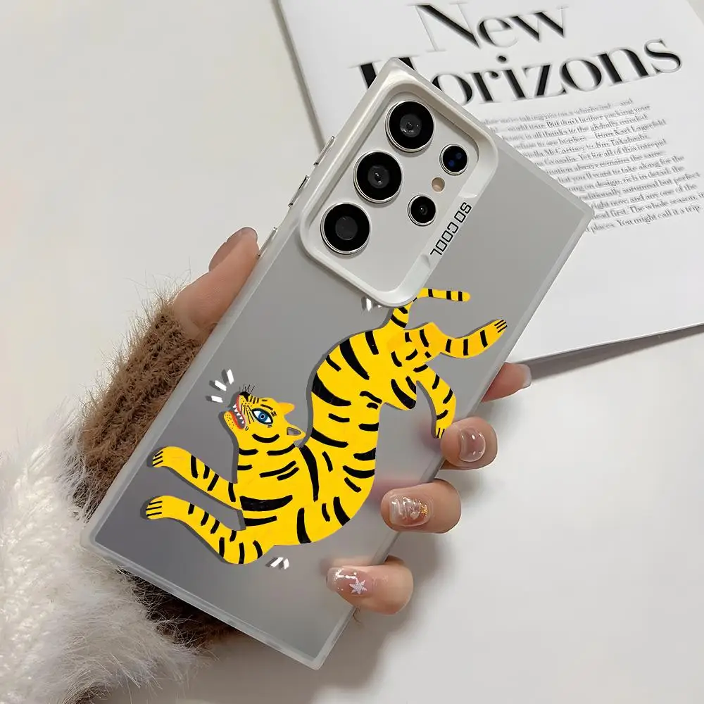 ピンクマネーレオパード柄スマホケース Samsung Galaxy S25 Edge S24 S23 S22 S21 S20 Ultra用 シリコン製 カラフルシルバー スマホケース