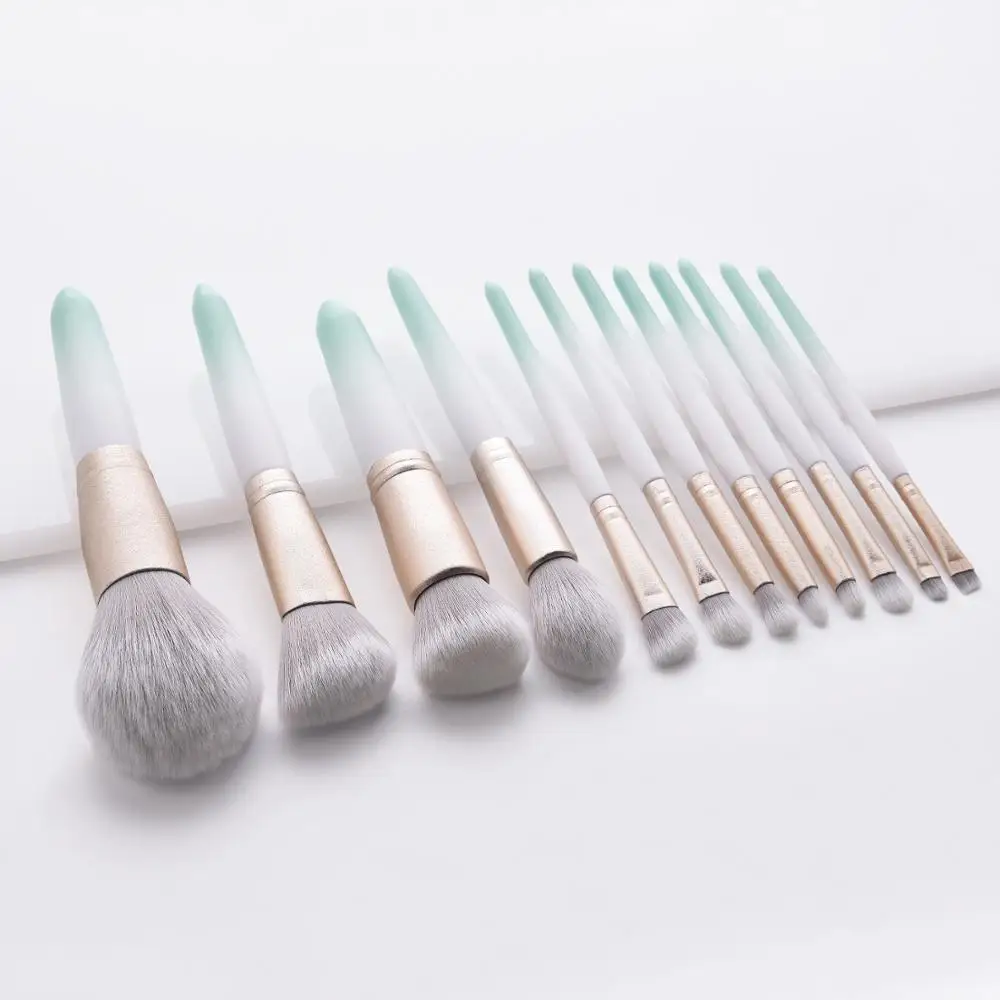 12 Pcs Gradient Green Color Makeup Brushes Set for Face Makeup Eye Blush Powder Eyeshadow Brush Makeup Tool