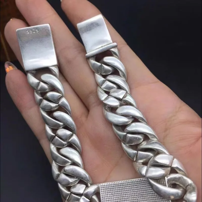 

Серебряный браслет ручной работы в тибетском этническом стиле с изысканными украшениями, подарок для друзей.