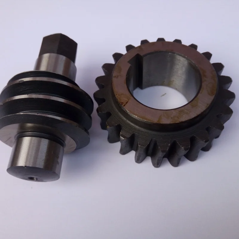 

1 Set Komori Printing Machine Power on Tight Rubber Blanket Worm Gear and Worm