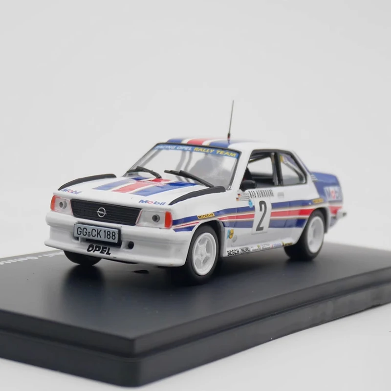 Diecast IXO 1: 43 Scale Open Ascona 400 WRC 1982 Rally Car Alloy Car Model Classics Adult Souvenir Gift Static Display