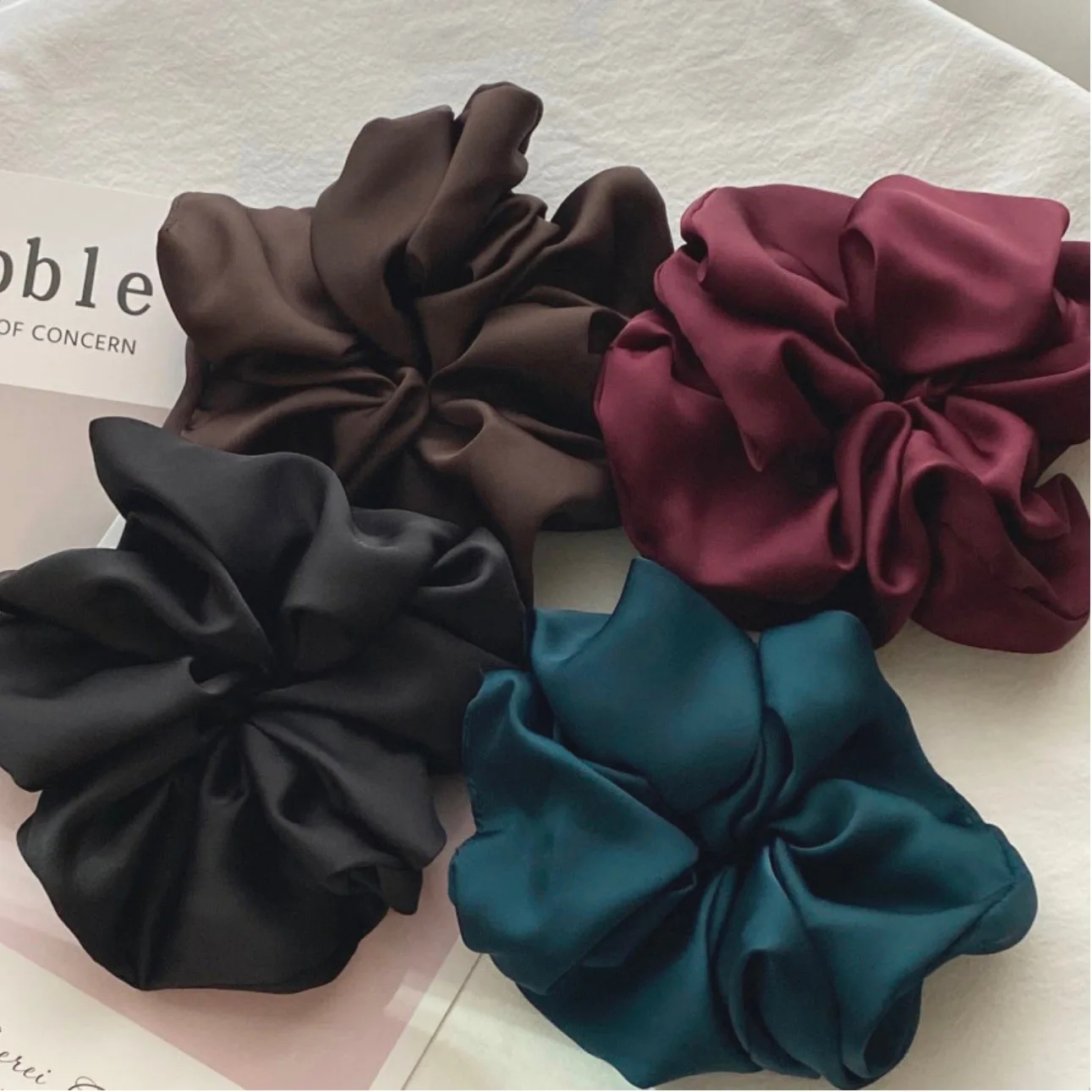 Fashion Oversized Silk Scrunchies for Women Korean Chiffon Elastic Hair Ties Ponytail Holder Headwear Chouchou Cheveux Femme