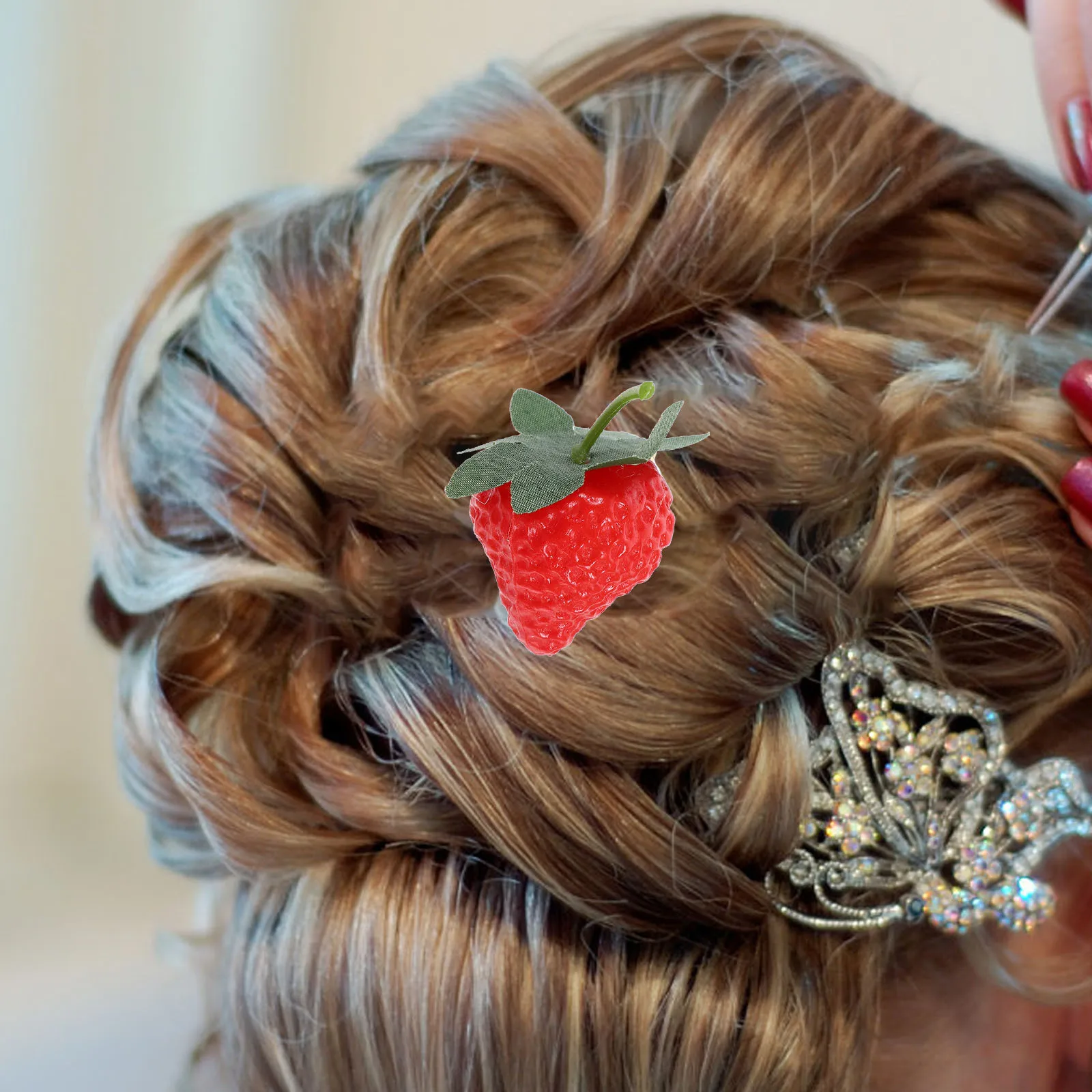 

6pcs Strawberry Clip Cute Fruit Hair Accessories for Women Girls Durable Mini Photo Shooting Hair Accessories Aid