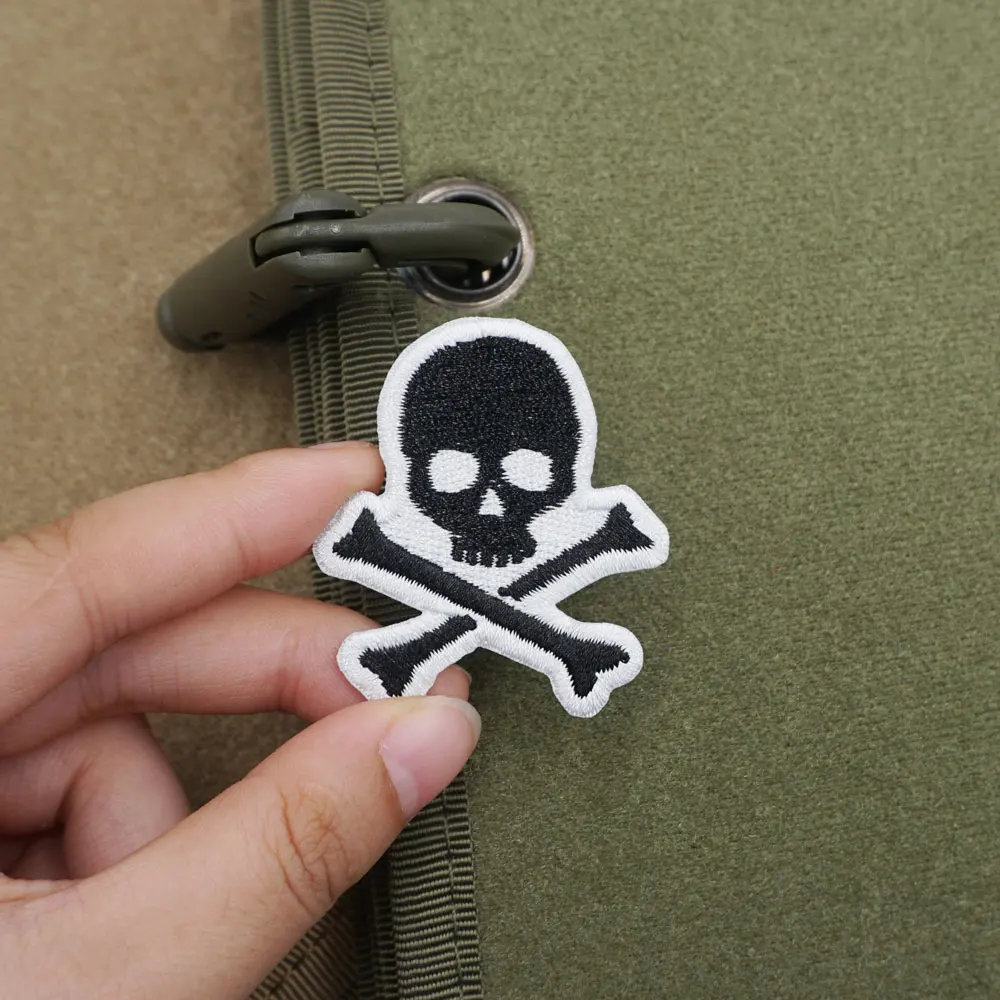 Cráneo, parches bordados de alta calidad, etiquetas y insignias con ganchos, para ropa, sombreros y mochilas