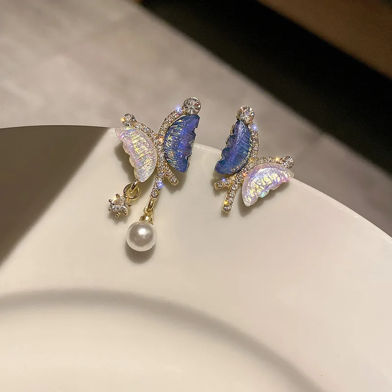 Korean Fashion Asymmetric Butterfly Earrings For Women Cute Sweet Rhinestone Pearl Pendant Earrings Lady Girl Party Jewelry Gift