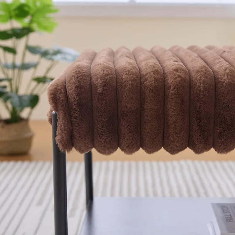 مسند قدم متعدد الوظائف يجلس أو كطاولة قهوة مع رفوف عناصر متنوعة في غرفة المعيشة أو غرفة النوم #6