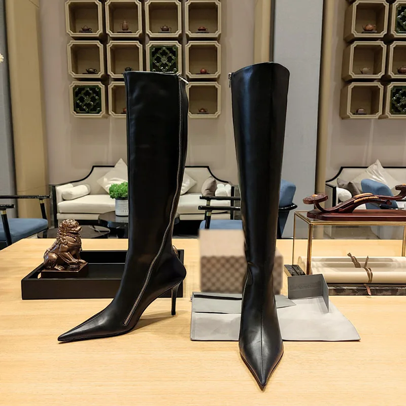 

Long Shank Medium Women's Boots, Cool and Stylish, Pointed High Heels, Autumn and Winter Styles, Sexy and Elegant Temperament