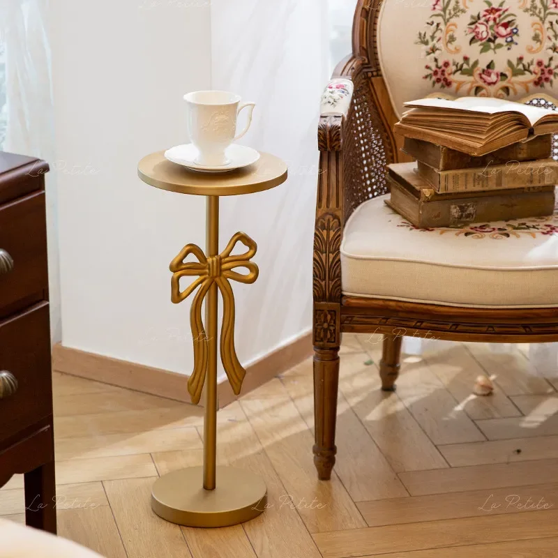 Creative Bow Metal Table Kawaii Room Decor Living Room Furniture Luxury Coffee Tables Single Sofa Side Table Balcony Flower Rack