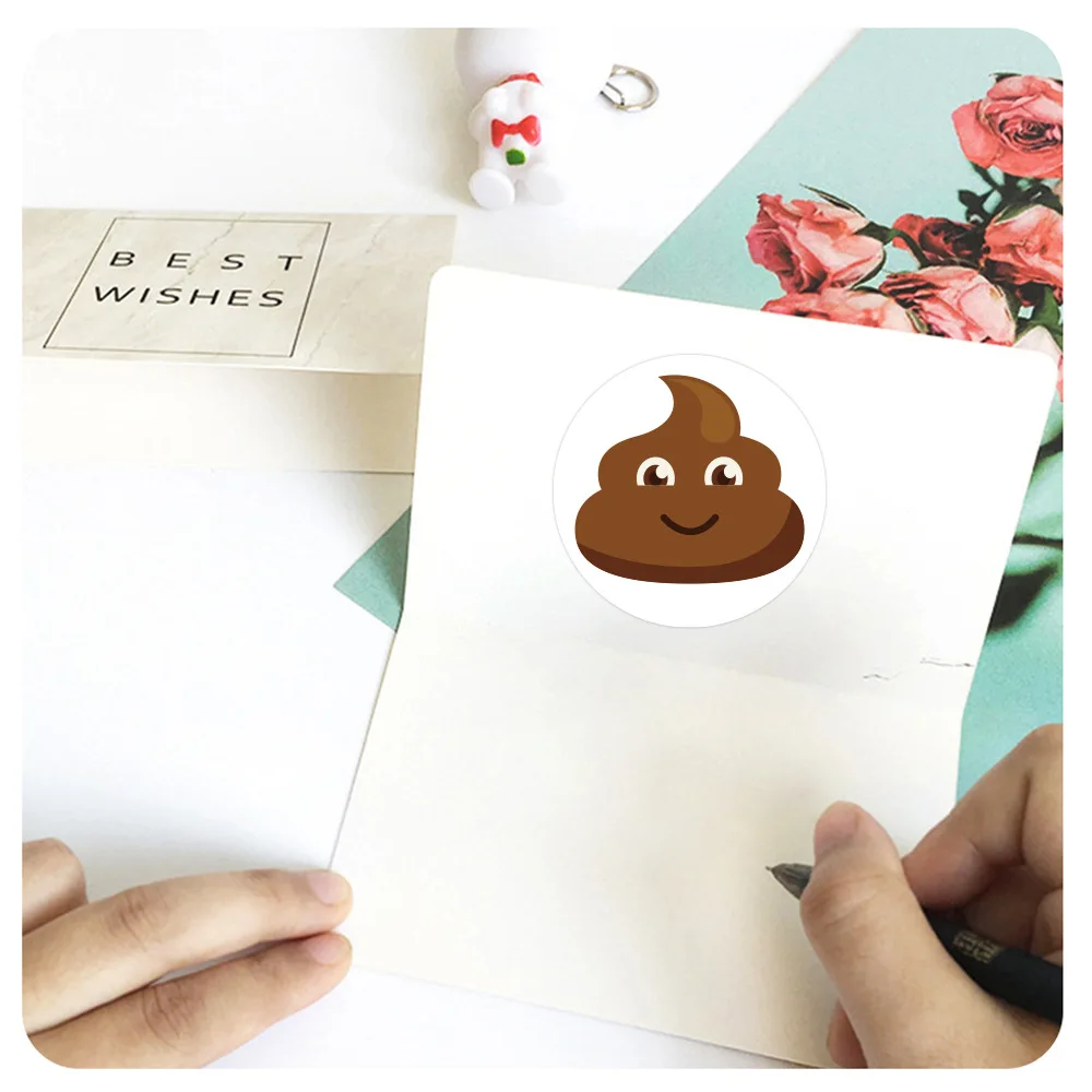 500pcs 2.5cm/1inch New Children Cute Poop Game Sticker DIY Gift Sealing Label Decoration Supplies