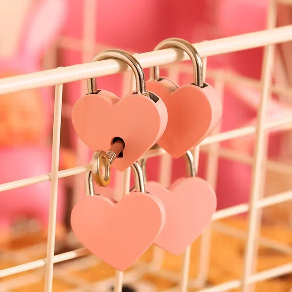 Lovely Antique Style Heart Shape Padlock Vintage Lock Pink Romantic Lovely Diary Padlocks Key Lock with Key New