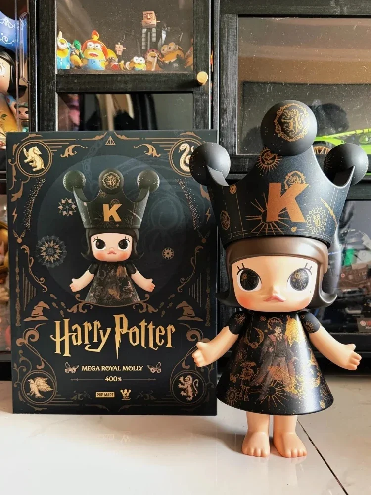 

Genuine POPMART MEGA ROYAL MOLLY Harry Potter 400% Trendy Toys Ornament Gift