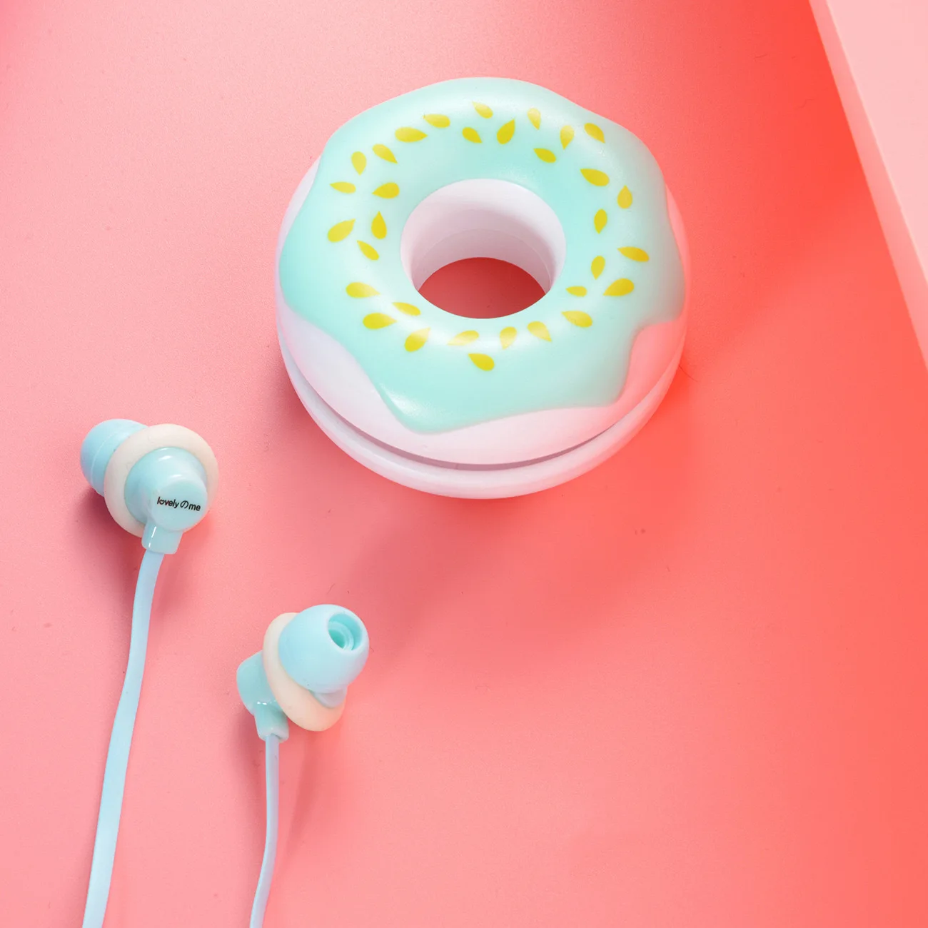 3.5mm Cute Wired Doughnut Earphones For Phones Tablet Laptop Gifts Line Control In Ear Hifi Stereo Kawaii Headphones with Mic
