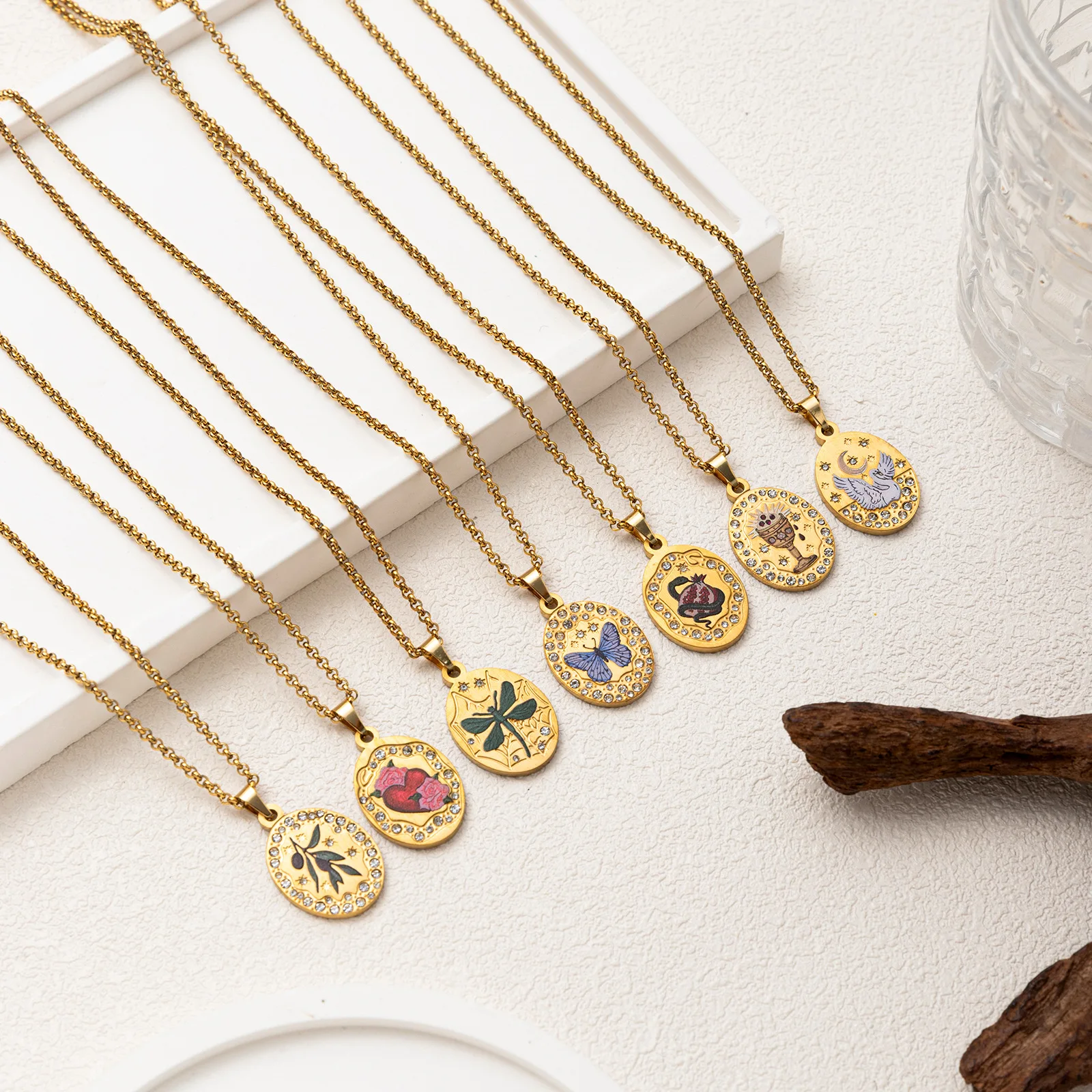 Stainless Steel Gold Plated Butterfly Dragonfly Flower Tarot Charm Necklace For Women Party Birthday Gift Jewelry Accessories