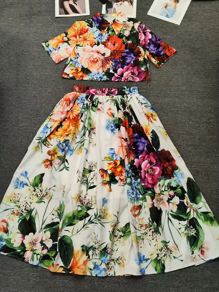 

2025 Summer Women's retro printed lapel straight-leg short shirt two-piece set + High-waisted loose skirt Fashion set