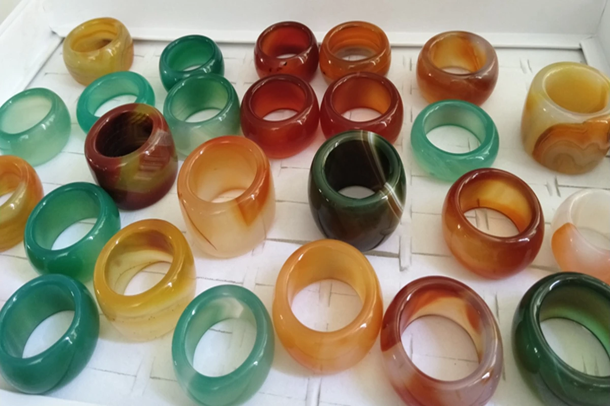 Großhandel 20 Stück verschiedene breite Achatstein bunte Ringe Mann Frauen Schmuck – Detail 7