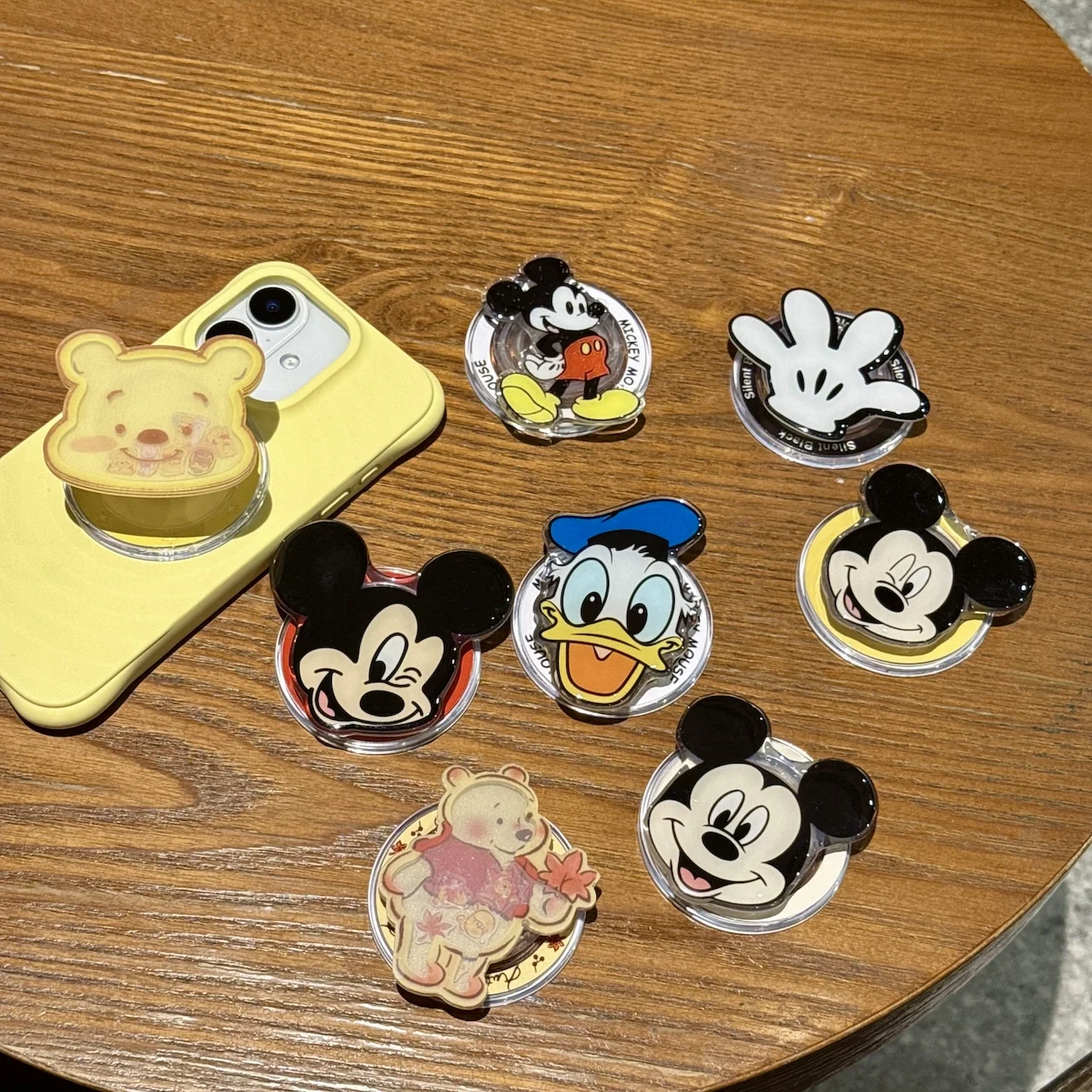 

Cute 360° Rotation Gamer Desk Magnetic Phone Holder Foldable Lazy Stand Desktop Video Mount For Cartoon For Mickey Pooh Bear