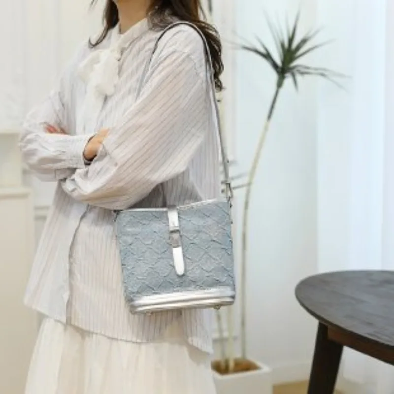 

Female Handbag Magnetic Closure Design Lightweight Underarm Purse Retro Printing For Daily Use Shopping Travel Portable