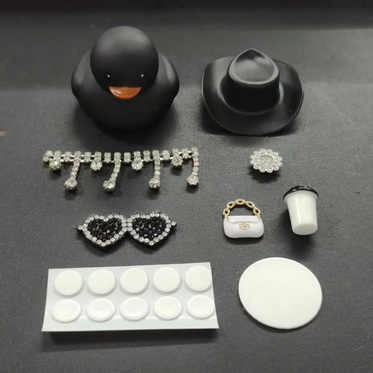 Luxury Shiny Black Duck Car Dashboard Ornaments with Handbag Artificial Diamond Necklace Glasses Fashion Car Duck for Lady Women