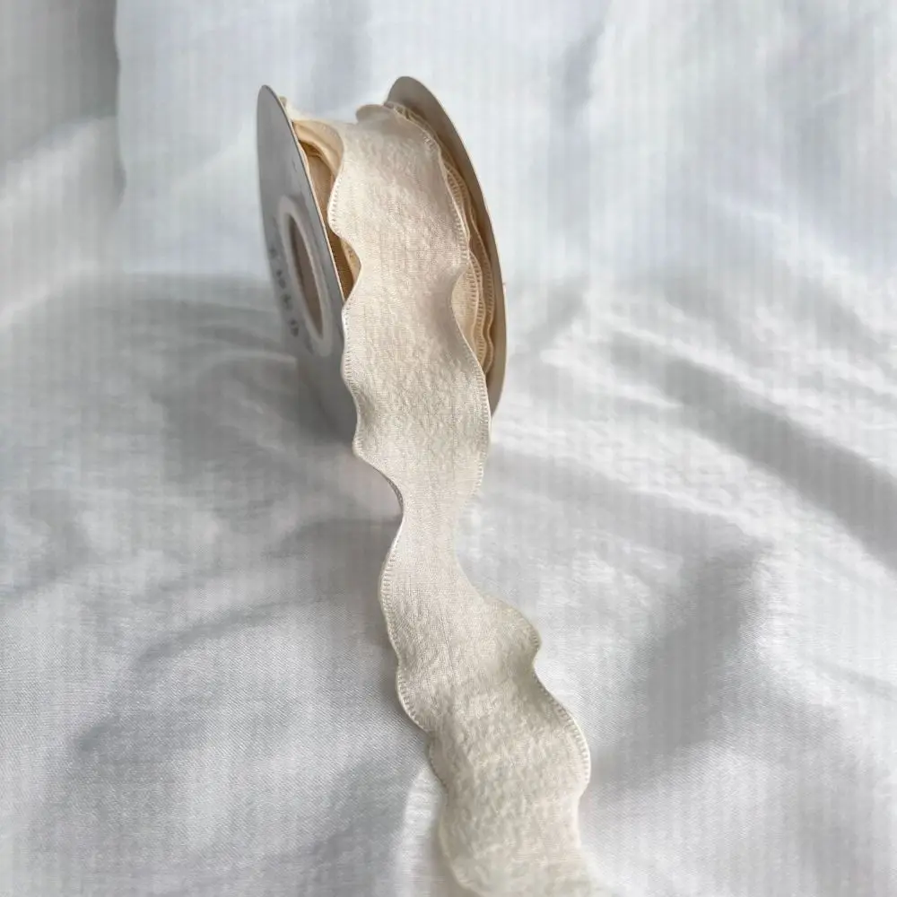 New 10 Yards Fishtail Yarn Ribbons 2.5cm Gift Wrapping Bouquets Gifts Packaging Material Wave Edge Pleated Chiffon Ribbon
