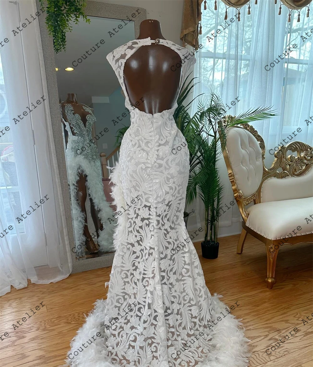 Vestidos de graduación de sirena de plumas blancas, Plata de limo, diamantes de imitación, vestido de noche de boda africano para niña negra, vestidos de malla transparente 2024