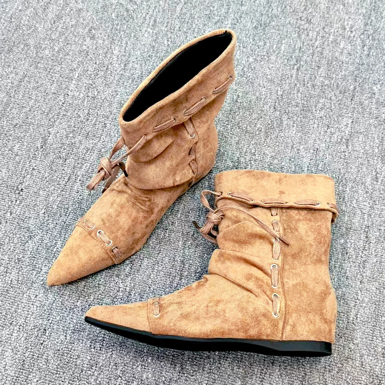 

Vintage Suede Pointed Toe Women Ankle Boots Height Increasing Insoles Autumn Slouchy Western Cowboy Booties Lace Up Ladies Shoes