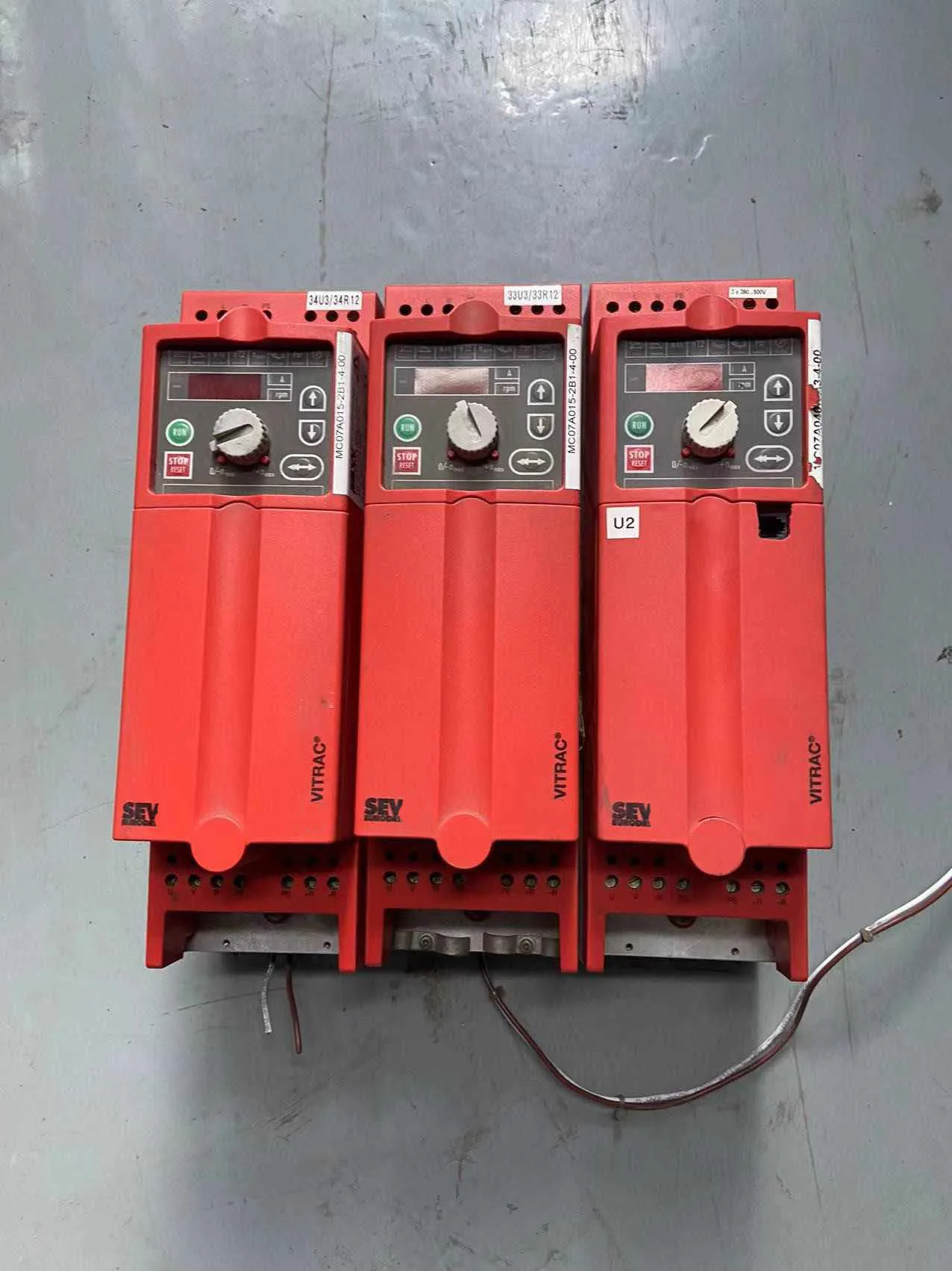 

MC07A015-2B1-4-00 Inverter for SEW MC07A015-2B1-4-00