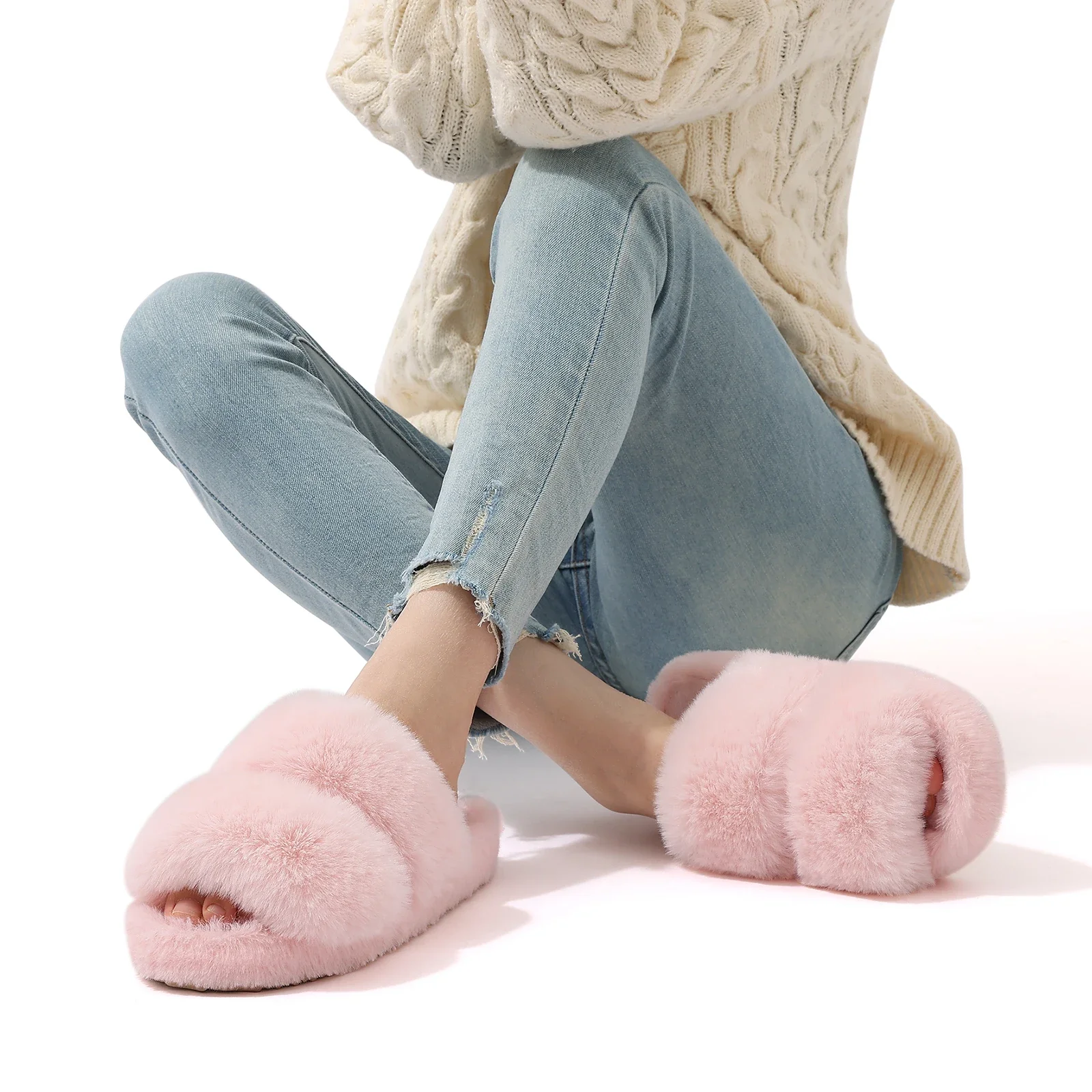 

New Fuzzy Flat Slippers For Women Winter Warm House Slippers Fashion Short Plush Women Slippers Female Bedroom Slippers