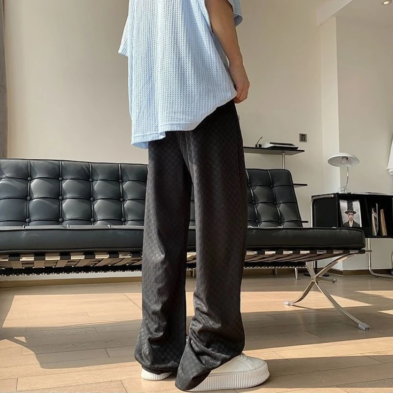 Тонкие летние клетчатые свободные повседневные прямые брюки из ледяного шелка, мужские мешковатые брюки, распродажа, классические новые уличные винтажные брюки для мужчин