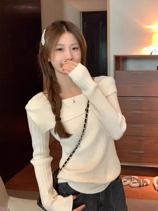 

Elegant Short Sleeve Knitted Base Shirt Women's Fashionable Slim Fit Shoulder Bared Early Autumn Inner Wear College Style