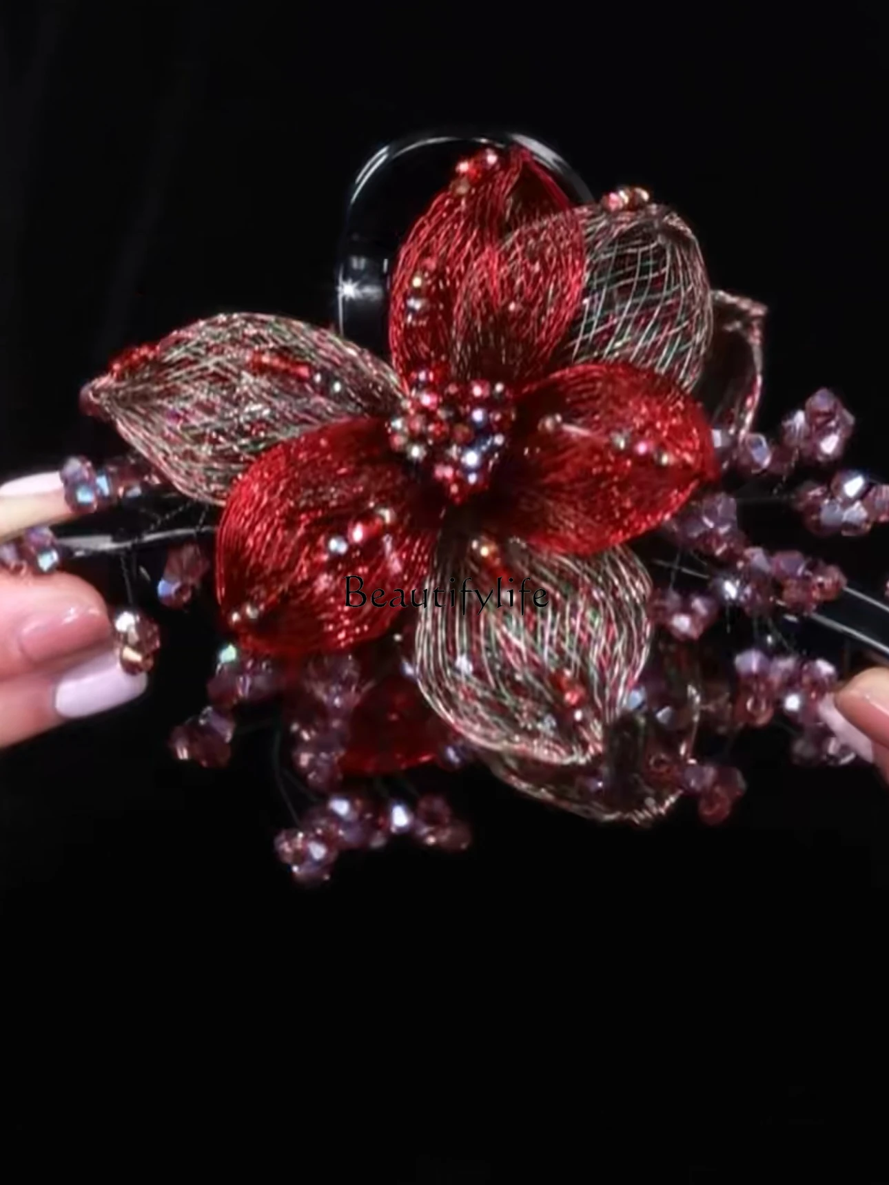 

Korean handmade copper wire woven flower grab clip light luxury crystal large shark clip