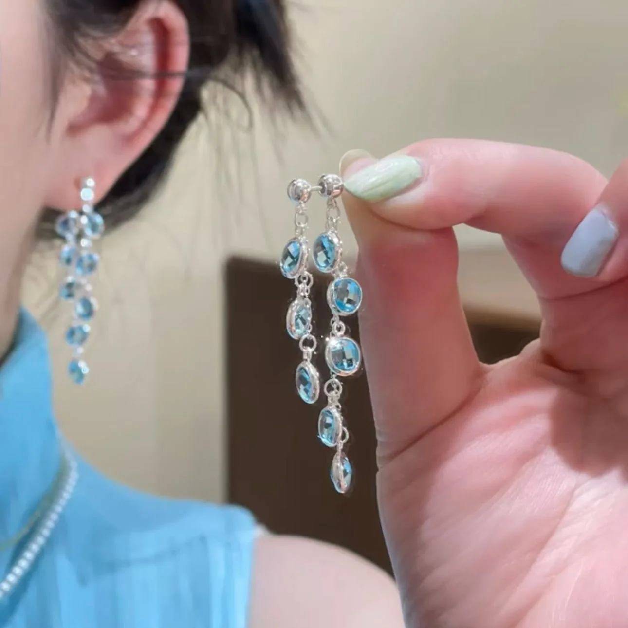 New Light Luxury Water Drops Zircon Tassel Earrings for Women Fashion Chic Front Back Hanging Earing Versatile Handmade Jewelry