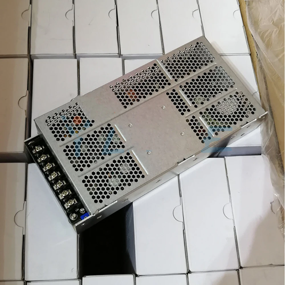 

Импульсный источник питания FSP200-1B02-36 36V5.6A FSP200-1B02-48 48V4.2A