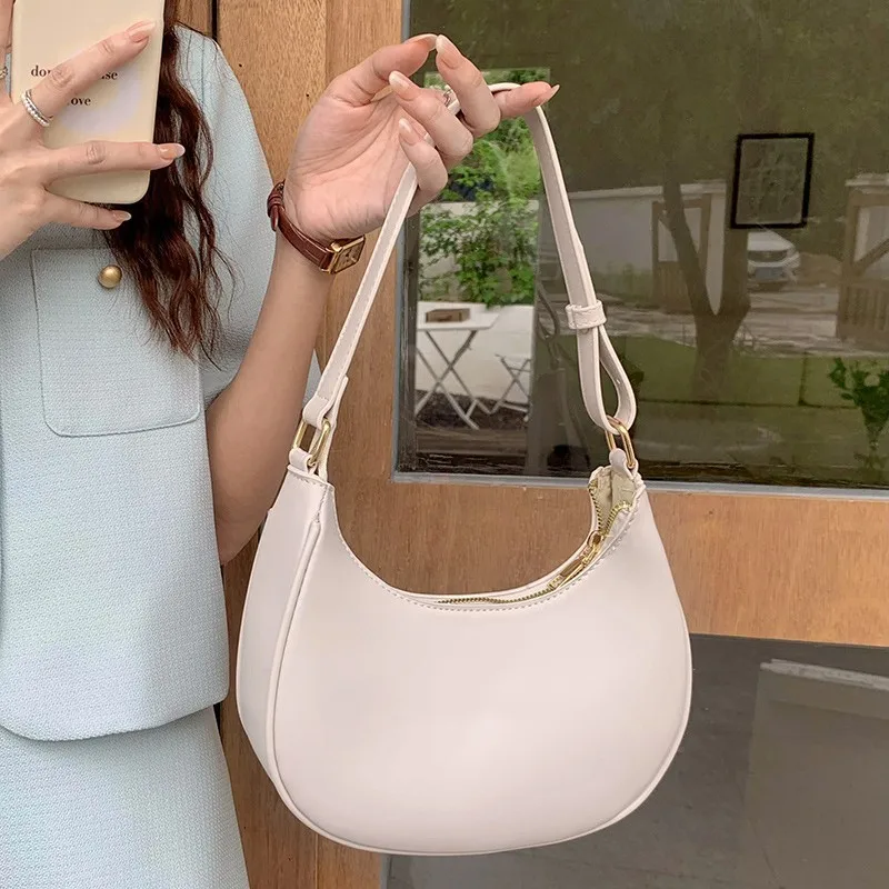 

2025 New Niche Design High-end Crescent Bag French Crescent Shoulder Bag Armpit Simple Versatile Crossbody Bag