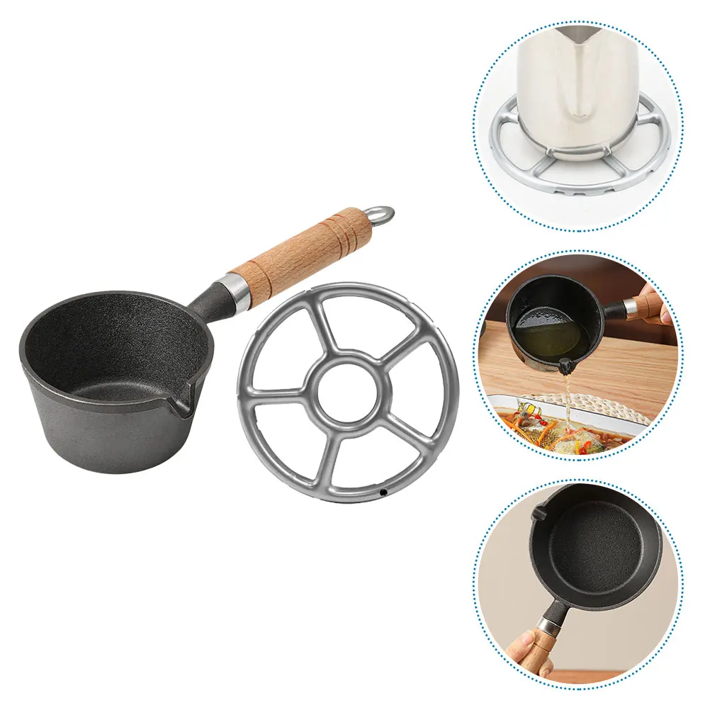 

Mini Cast Iron Egg Skillet Wooden Handle Compact Indoor Outdoor Cooking Small Frying Pan Omelette Pan Portable Camping Cooking