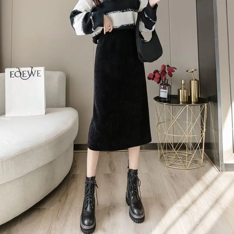 

2023 Women's Autumn Winter New High Waist Split Skirts Female Striped Corduroy Skirts Ladies Long Solid Color Skirts Y550