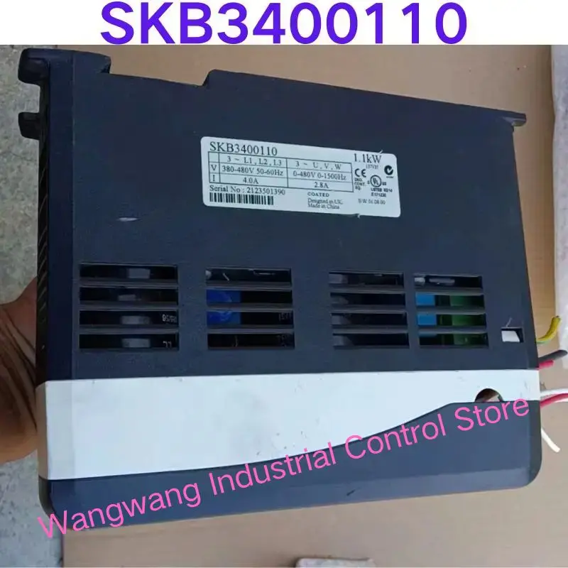 Second-hand test OK , High frequency  frequency inverter SKB3400110 1.1KW