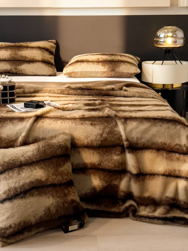 

Зимнее молочно-бархатное одеяло из искусственного меха, мягкое и теплое, для офиса и сна, на одного человека, с полосатым узором, универсальное