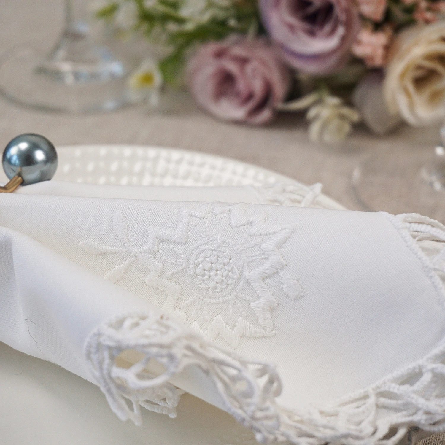 Handgefertigte Spitzenbesatz-Stickerei Leinen-Servietten Hochwertige Handarbeit Vintage Blumenmuster Luxuriös Elegant Wiederverwendbar Geschenk Hochzeit Party – Detail 5