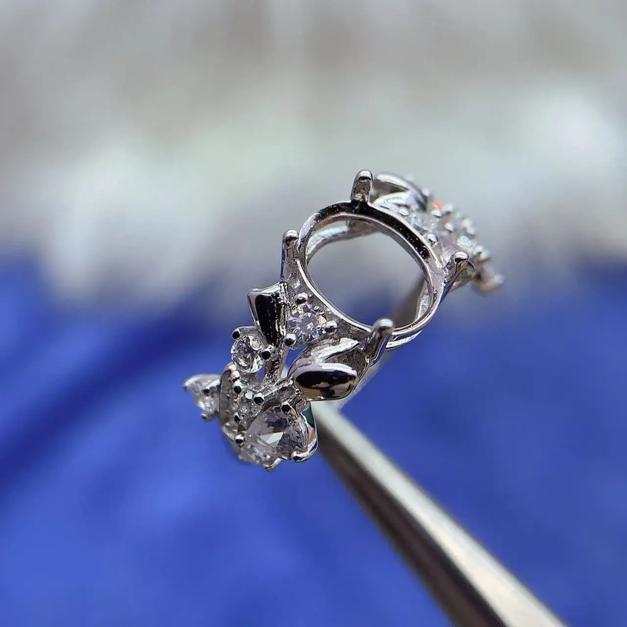 

MeiBaPJ Inlay Elliptical 7*9mmS925 Sterling Silver DIY Empty Ring Exquisite and Luxurious Rose Design Gift Jewelry Free Delivery