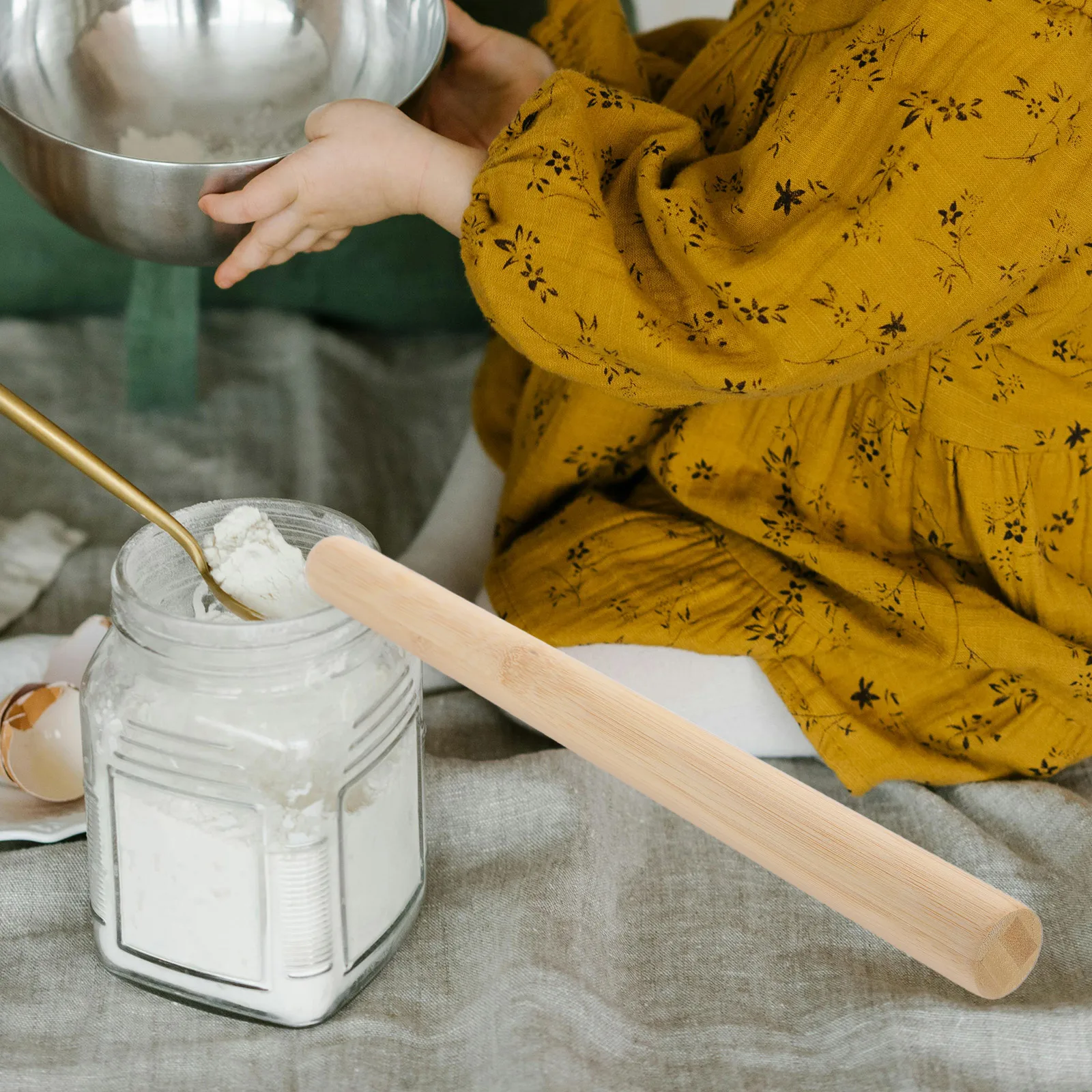 

Bamboo Rolling Pin 40cm x 3cm Smooth Edge Nonstick Kitchen Tool for Baking Pasta Pizza Dumplings Cake Flower Nail Holder