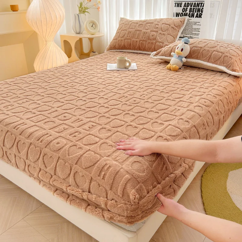 Thickened Plush Mattress Cover Warm Soft Milk Velvet Bed Fitted Sheet Double King Queen Size Bedsheet Mattress Protection Cover