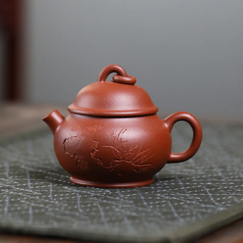 

Yixing Purple Clay Pot Authentic Handmade Tea Pot Original Mineral Sand Slope Lowering Cannon Mouth Ring Button 120ml Kung Fu Te