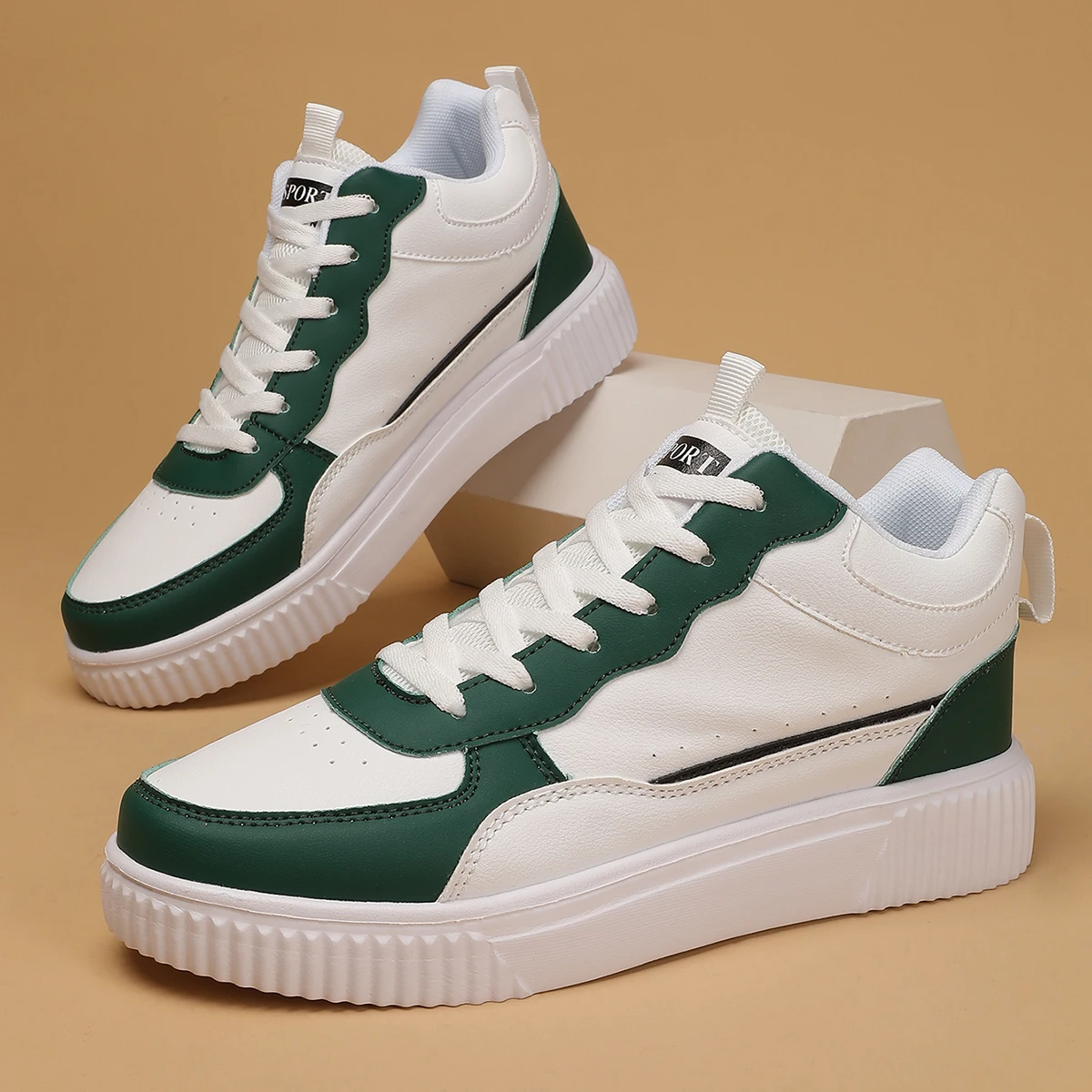 

Green Chunky Mid-Top Skate Shoes, Unisex Casual Height-Increasing Sneakers for Street & Daily Commute