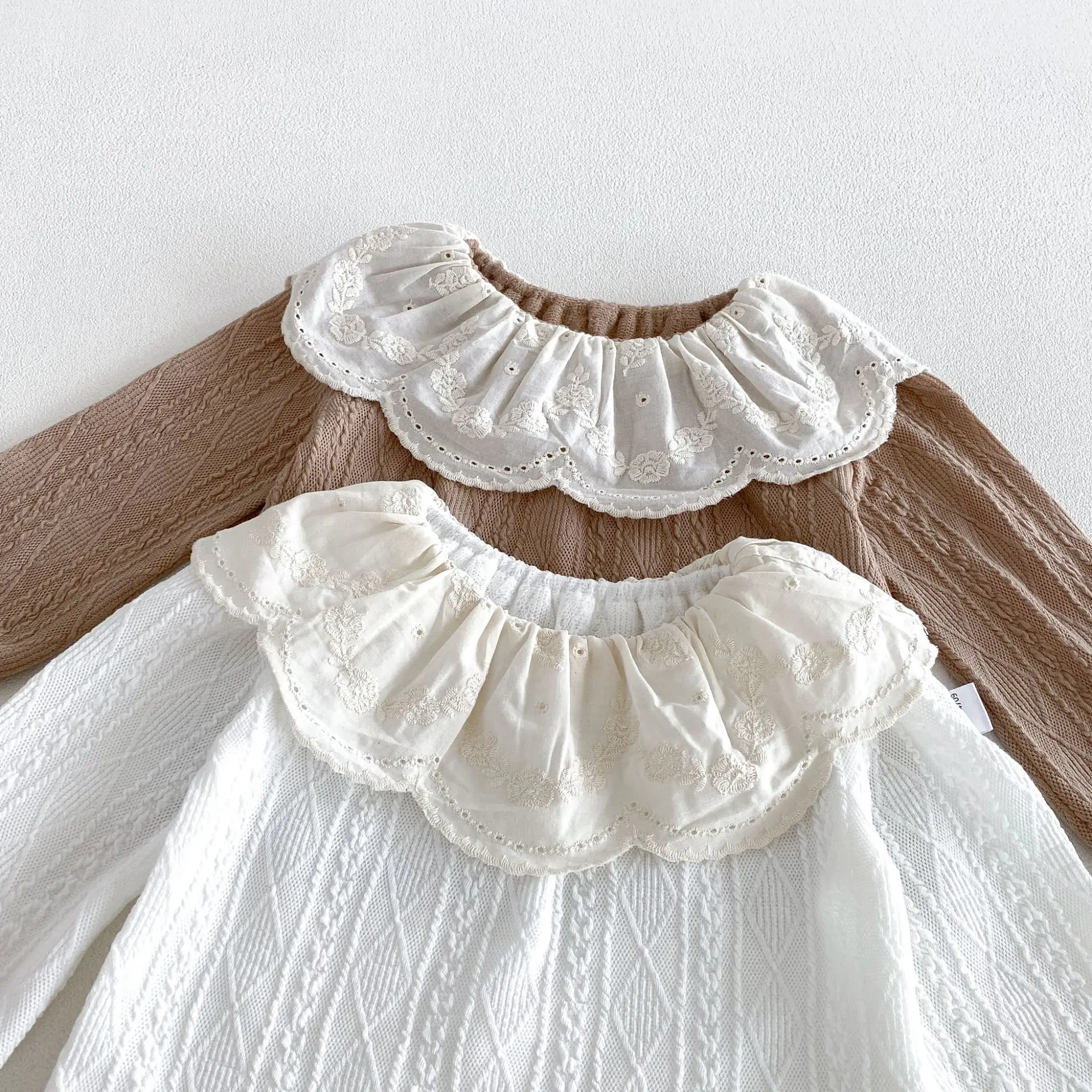 2026 New Girl Spring and Autumn Set Fashion Girl Pure Cotton Doll Neck Tops and Loose Elastic Waist Pants Two Price Sets
