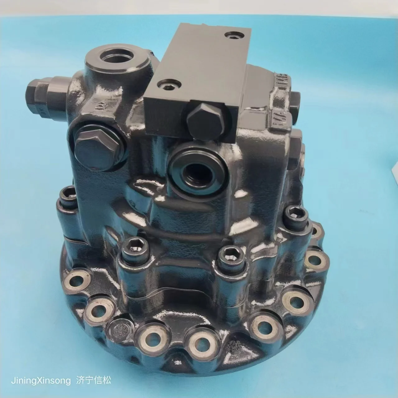 

Excavator Parts 708-7S-00151 Swing Motor Assy For PC60-8 & PC70-8 Construction Machinery Swing Motor