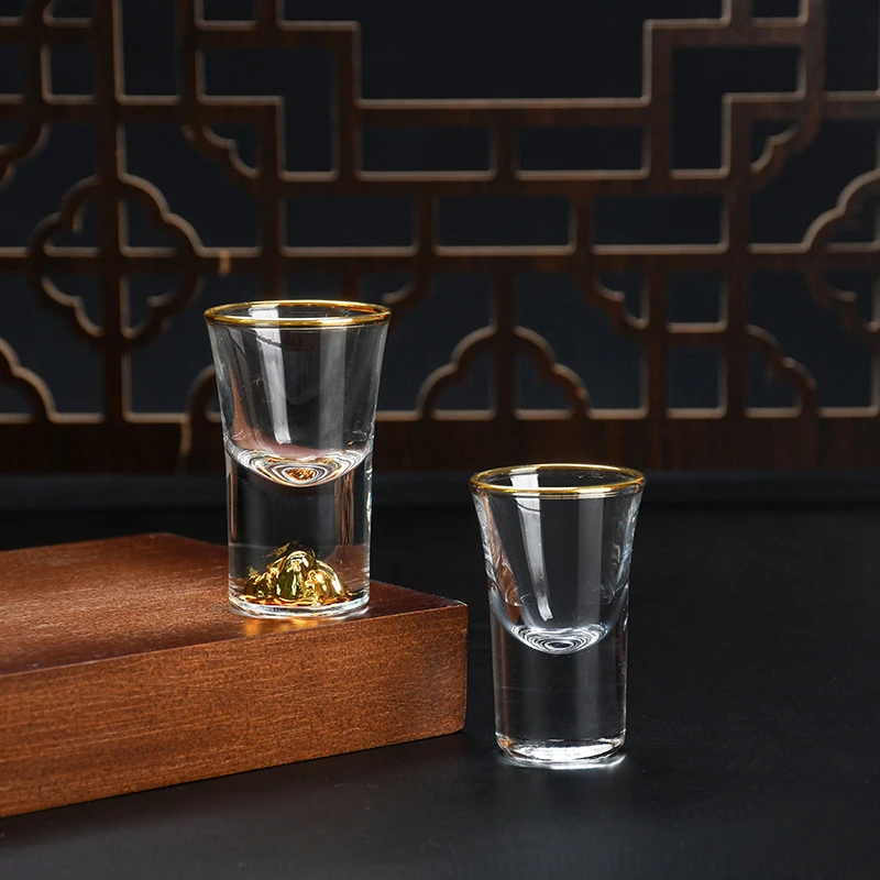 Copo de chá de vidro de cristal de luxo vodka saquê shochu barra de vidro liceur folha de ouro presentes high-end copos de licor duro