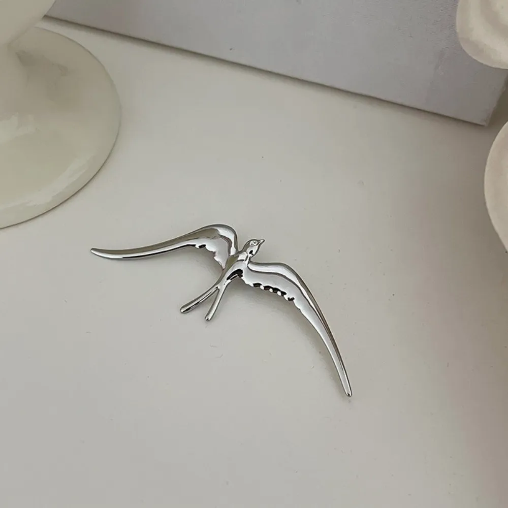 Exquisite Copper Swallow Brooch Stainless Steel Elegant Peace Dove Pin Minimalist Olive Branch Birds Badge Gift view 3