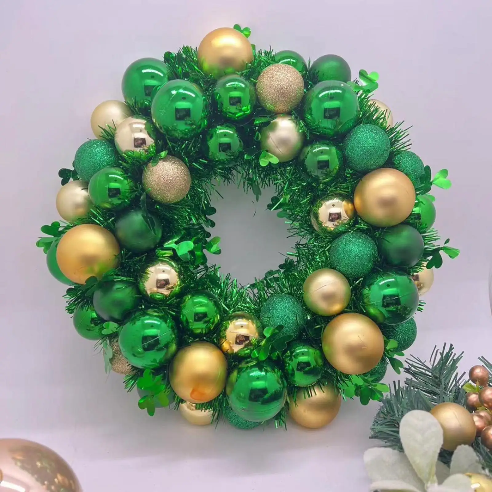 Front Door Hanging Wreath ST Patricks Day Decor Simple Artificial Wreath Ornament 35cm for Party Porch Indoor Patio Festival