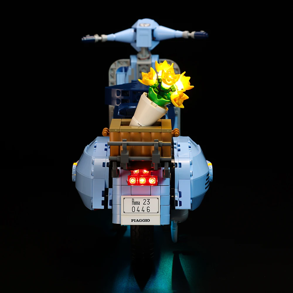 Zestaw oświetlenia LED odpowiedni do klocków LEGO Vespa 125 10298, lampka DIY (klocki modelarskie nie są dołączone)